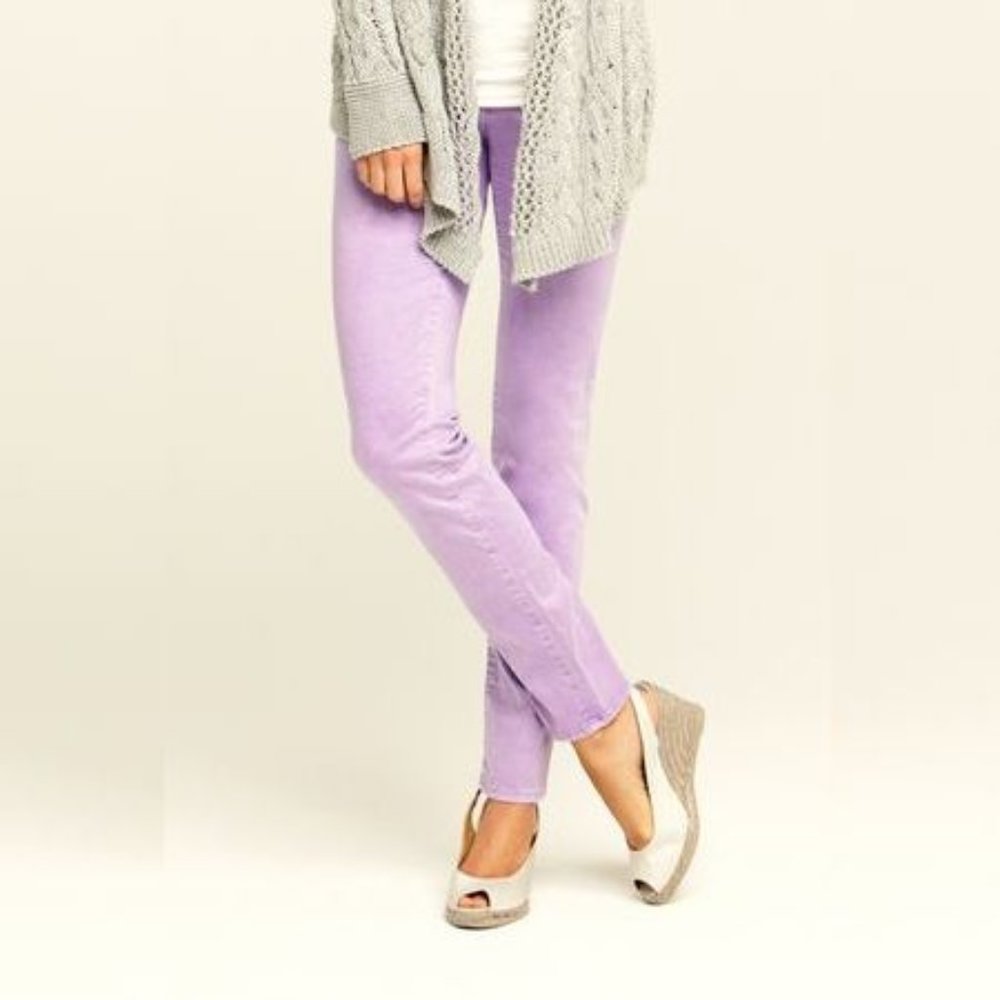 { AG } The Prima Crop Jeans Lavender